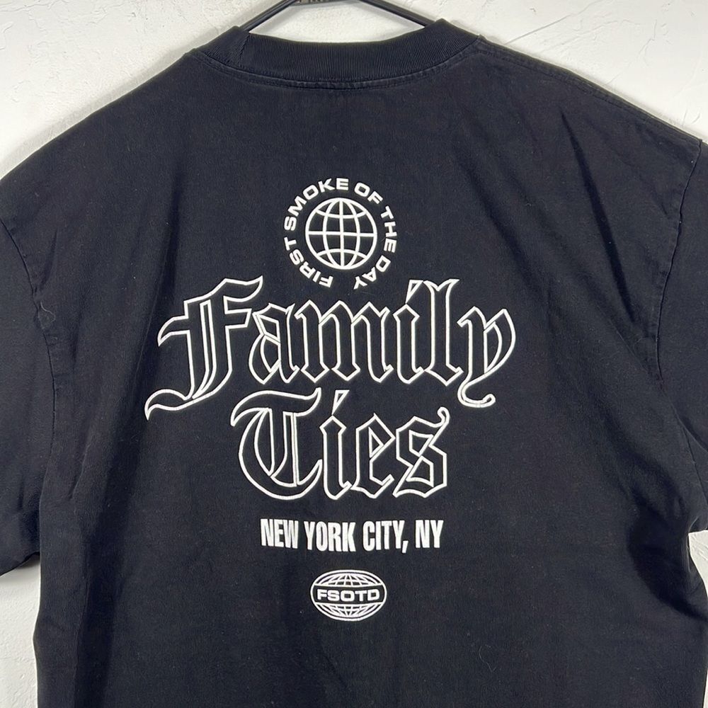 🔥 FAMILY TIES FIRST SMOKE OF THE DAY NYC Podcast RARE T-Shirt Sz XL - PERFECT